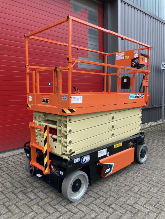 20240517_061752896_iOS-Groot