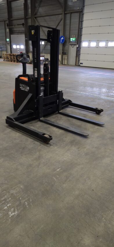 7e5a7f63-588e-49b3-bf3b-bd5c950a51bb